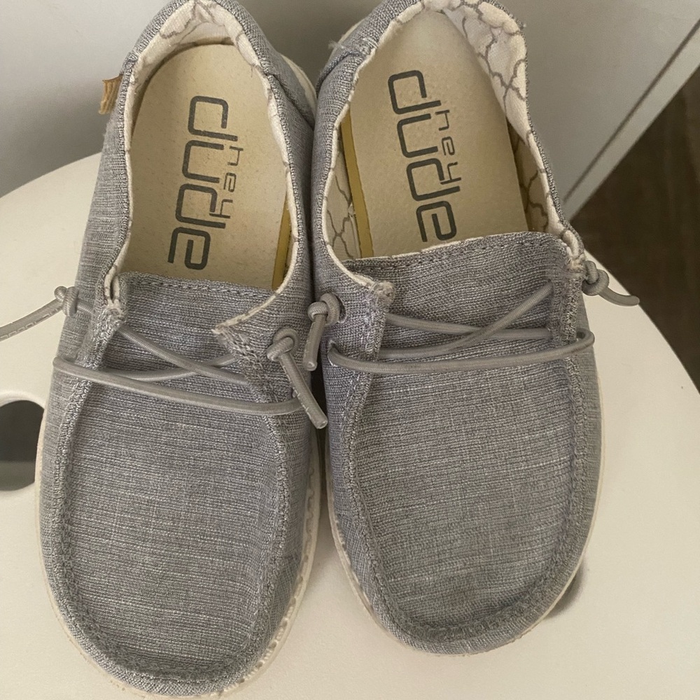 Toddler Hey Dude “Wendy” slip on shoes. Size 9